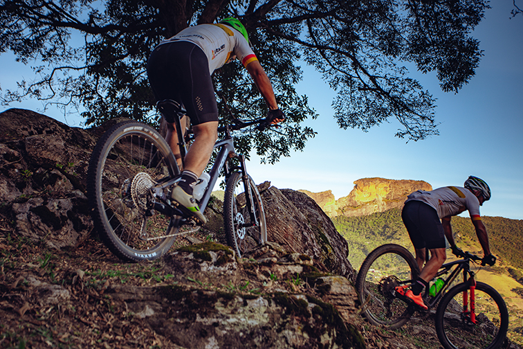 Capa de TRAINING CAMP ARALTOS MTB em São Bento do Sapucaí: renove-se em 2026!