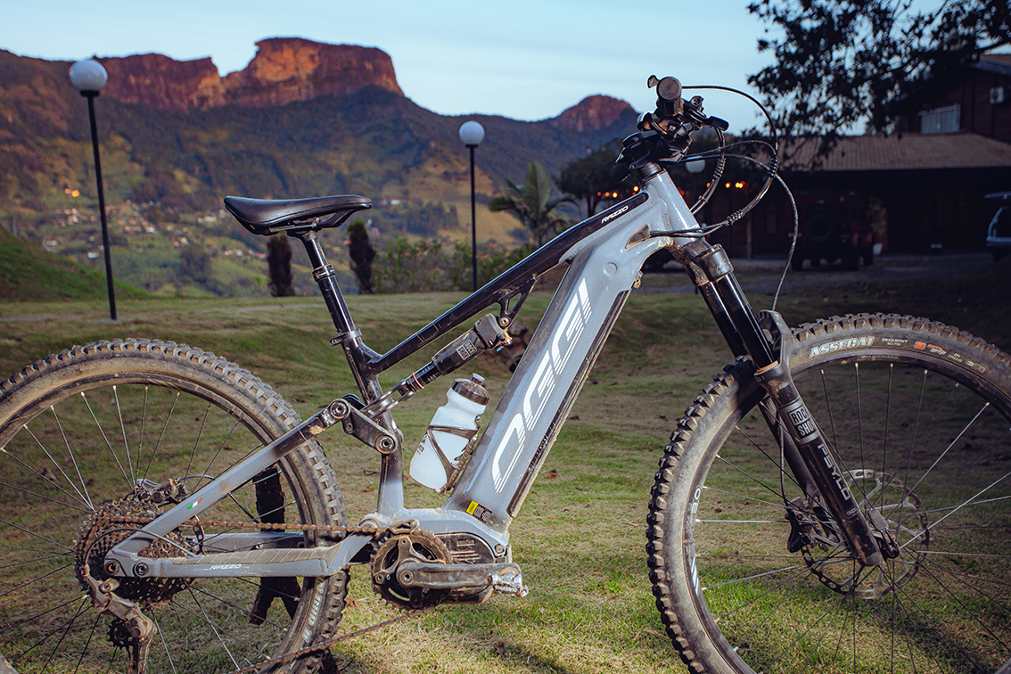 Capa de Bike Elétrica OGGI Razzo T-130 2025