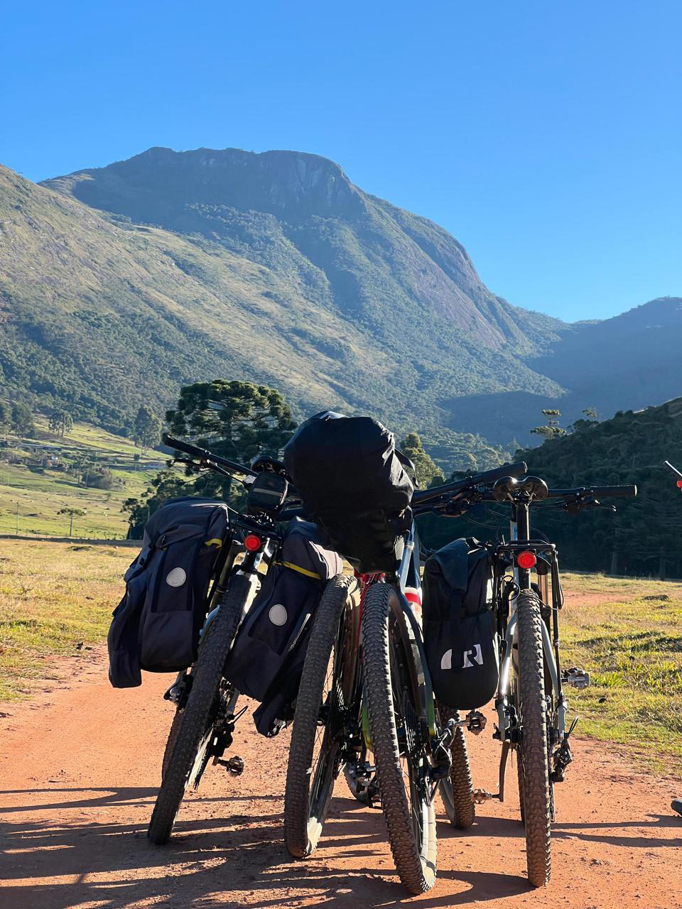 Bikes ao ar livre de expedições de mountain bike