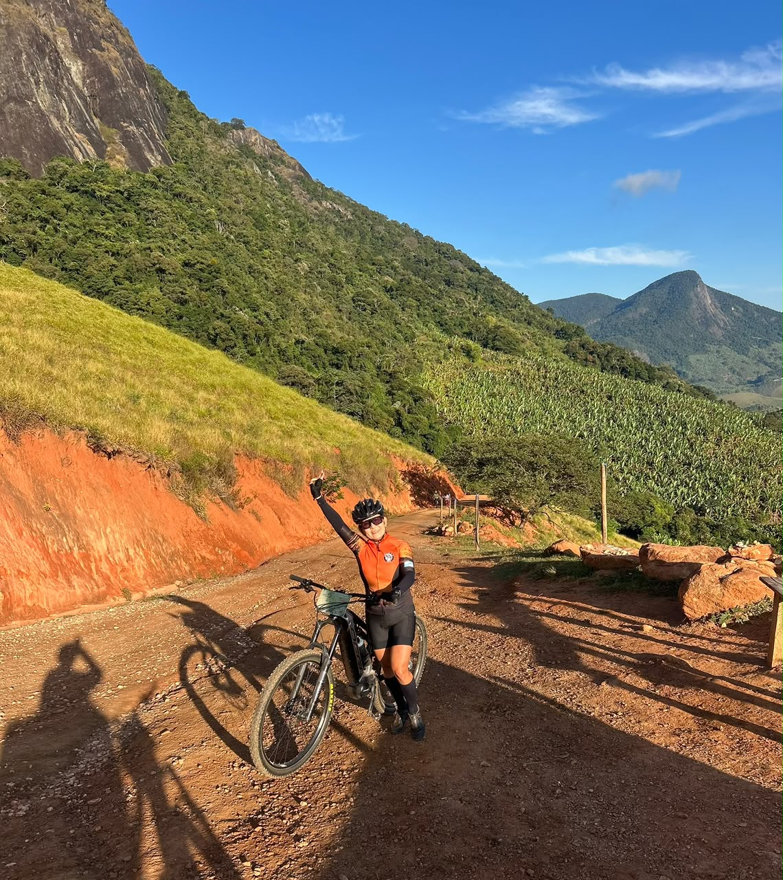 Capa de Mulheres no Caminho da Fé: relato de quem fez e dicas para ir de e-bike